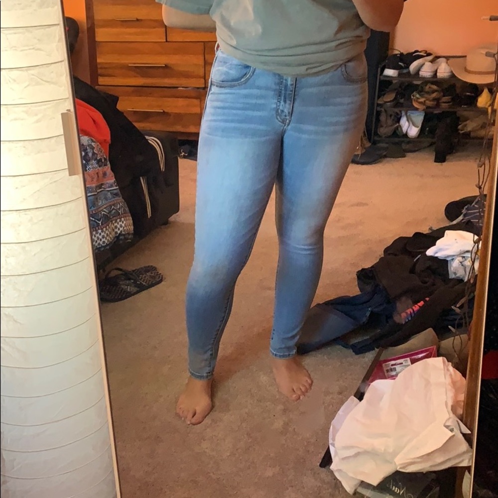 American Eagle Jeans 💙 - Picture 8 of 8